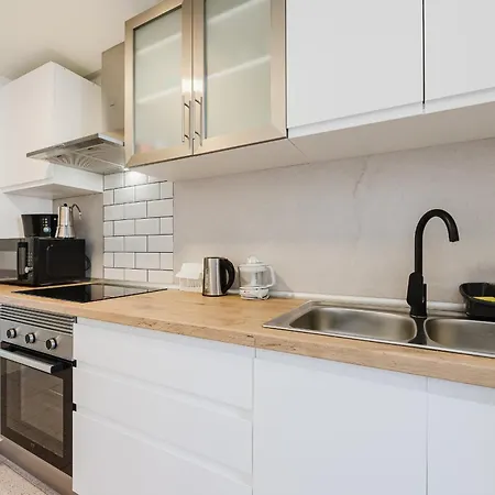 Acogedor Con Piscina Y Balcon * Alicante